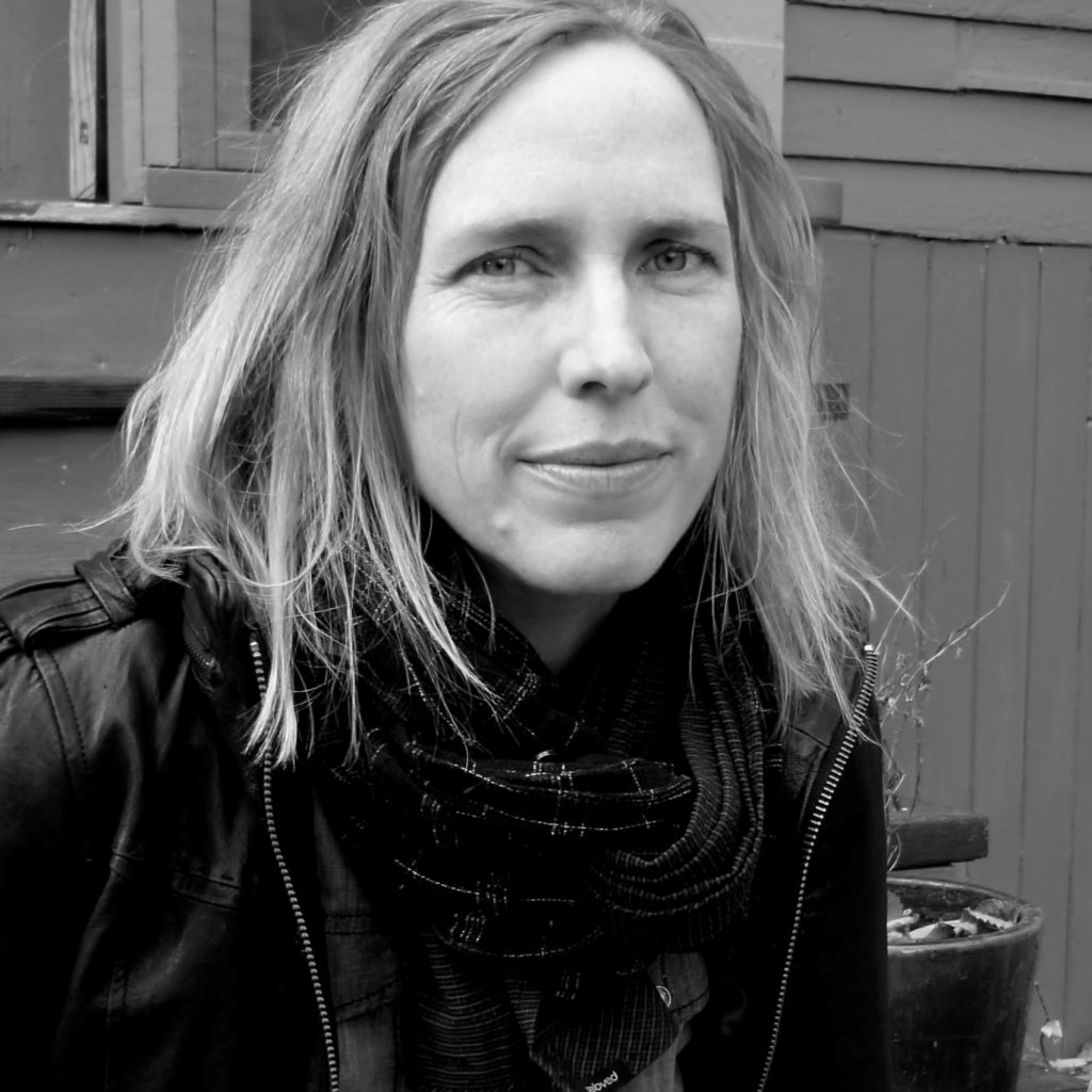 TOEWS Miriam © Carol Loewen